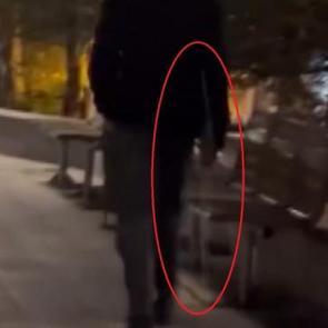 Elindeki bıçakla parktakileri korkutan şüpheli gözaltında