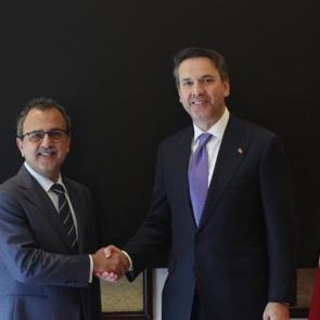 Enerji ve Tabii Kaynaklar Bakanı Alparslan Bayraktar, Pakistan’da