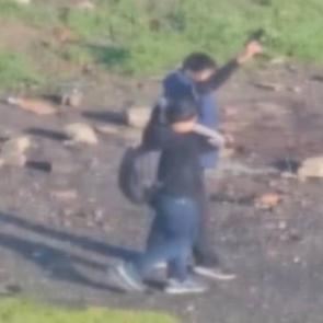 Esenyurt’ta kurusıkı tabancayla ateş eden ortaokul öğrencilerine gözaltı