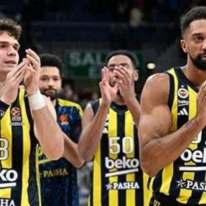 Fenerbahçe maçı ertelendi! Sebebi açıklandı