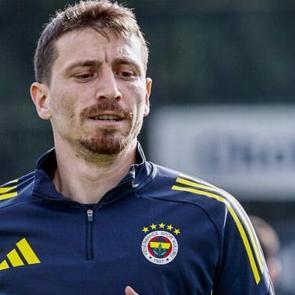 Fenerbah&ccedil;e'nin kaptanı Mert Hakan Yandaş g&ouml;zaltına alındı