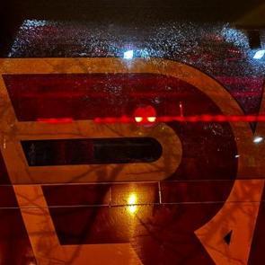 Galatasaray otob&uuml;s&uuml; saldırıya uğradı!