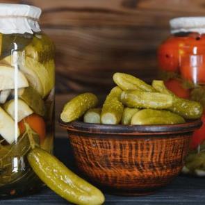 Geleneksel Lezzet: Evde Turşu Kurma