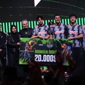 Intel Monsters Reloaded 2025’te büyük final heyecanı doruğa ulaştı!