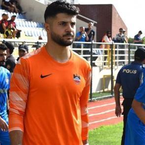 Kaleden kaleye gol atan kaleci 3. Lig ekibine transfer oldu