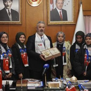 Gazzeli çocuklara Çorum'daki öğrencilerden "umut mektupları"