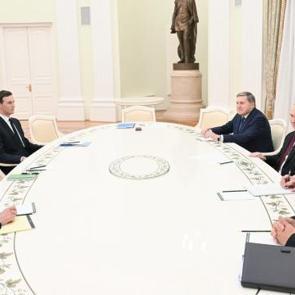 Putin, Trump'ın danışmanı ile damadını kabul etti