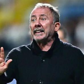 Sergen Yalçın son 6 maçta oynatmamıştı! Beşiktaş'ta ayrılık kararı