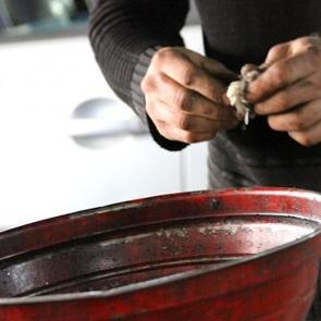 Su şişesi diye görmezden geldi! 400.000 TL’lik masraf açtı