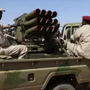 Sudan'da diplomasi çöktü, kılıçlar çekildi! Petrol bölgesindeki kilit kasaba düştü!