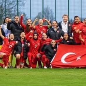 UEFA kararını verdi! Kadınlarda 2029 Avrupa Şampiyonası Türkiye'de yapılacak 
