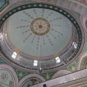 Zeminden tavana ince işçilik! Osmanlı’dan izler taşıyan “Yeşil Camii”