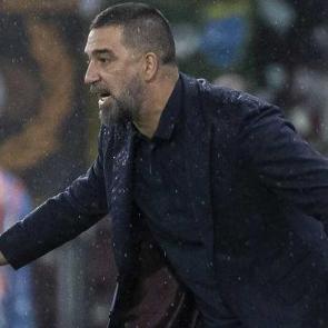 Arda Turan'ın ilk transferi olay oldu: Tanıdık isimle 5 yıllık s&ouml;zleşme