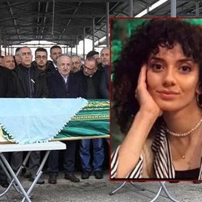 Belediye başkanının &ouml;ğretmen kızının ş&uuml;pheli &ouml;l&uuml;m&uuml;! Toprağa verildi