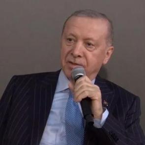 Cumhurbaşkanı Erdoğan gen&ccedil;lerle bir araya geldi