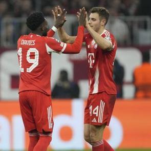 Devler Ligi'nde m&uuml;thiş d&uuml;ello! 4 dakika geri d&ouml;nd&uuml;ler