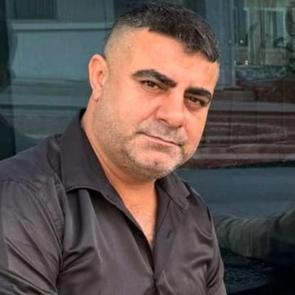 Eğlence merkezinde hesabı &ouml;demedi, dışarı atılınca solisti &ouml;ld&uuml;rd&uuml;!