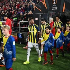Fenerbah&ccedil;e ma&ccedil;a farklı teknik direkt&ouml;rle &ccedil;ıktı