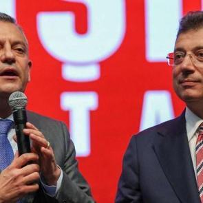 İmamoğlu istedi &Ouml;zg&uuml;r &Ouml;zel se&ccedil;ti! 