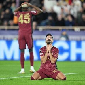 Fransa'da b&uuml;y&uuml;k h&uuml;sran! Aslan, Monaco'ya boyun eğdi