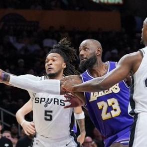 NBA Kupası yarı finalinde dev ma&ccedil;! Spurs, Thunder'la karşılaşacak