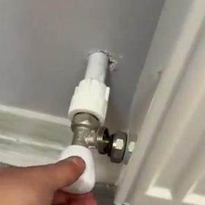 Petek tamirine giden usta hayatının şokunu yaşadı