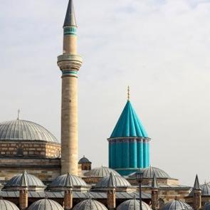 Rumi&rsquo;nin evrensel &ccedil;ağrısı bu m&uuml;zeden y&uuml;kseliyor: &ldquo;Gel, ne olursan ol yine gel&rdquo;