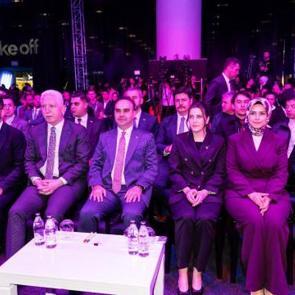 Take Off Girişim Zirvesi Anadolu ateşi&rsquo;nin enerjisi ile başladı!