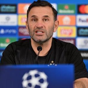 'Tamamen &ccedil;aresizim' diyen Okan Buruk'tan kadro itirafı