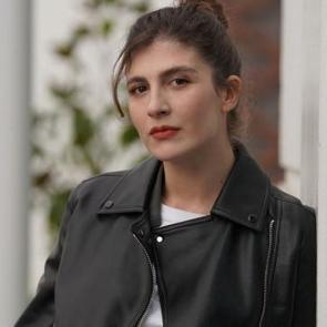 TRT1 dizisi Taşacak Bu Deniz'le imzaları atan Naz &Ccedil;ağla Irmak kimdir?