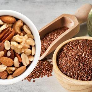 Uzman isimden kritik uyarı: Sağlıklı sandığınız gıdalar meme kanseri riskini artırıyor 