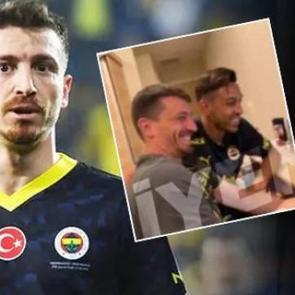 Yasa dışı bahisten tutuklanan Mert Hakan'ı ele veren g&ouml;r&uuml;nt&uuml;ler! 2 F.Bah&ccedil;eli de yanında