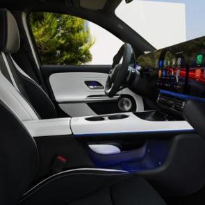 Yeni Mercedes-Benz GLB g&ouml;r&uuml;c&uuml;ye &ccedil;ıktı! Baştan aşağı yenilendi