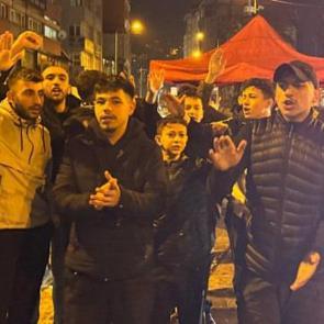 Yılın en kritik ma&ccedil;ında şike yapıldı, amat&ouml;re d&uuml;şt&uuml;ler: Taraftar sokakta