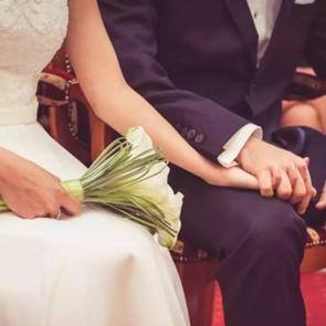 Mahkemeden emsal karar: Erkeğe nafaka &ouml;deyecek 