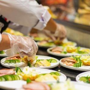 Areda Survey&rsquo;den &ccedil;arpıcı rapor: Otellerde ve restoranlarda hijyen korkusu tavan yaptı