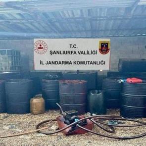 Ak&ccedil;akale'de 3 bin 900 litre ka&ccedil;ak akaryakıt ele ge&ccedil;irildi