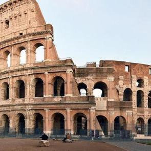 Bakan Ersoy duyurdu: D&uuml;nya mirası Troya, Kolezyum&rsquo;da sergilenecek!      