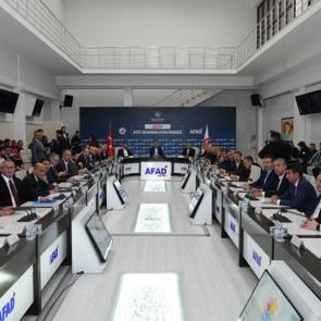 CHP'li Topal'dan Murat Kurum'a teşekk&uuml;r: 'Bu kadarını beklemiyordum'