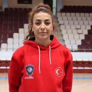 Depremde 8 sporcusunu kaybeden takım şampiyonluğa oynuyor