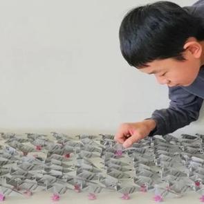 Kağıttan yaptı! '4 bin fil taşıyan bir taksiye' denk!