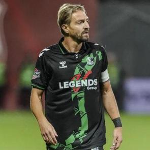 8 ma&ccedil;ta 3 kırmızı kart g&ouml;ren Caner Erkin'den kamuoyuna mesaj: Herkes bilsin...