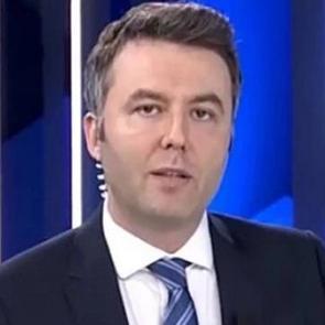 Mehmet Akif Ersoy avukatlarını lağvetti! S&uuml;rpriz avukatla anlaştı