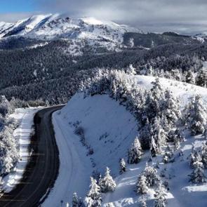 Mevsimin doğaya yansıması: Tersun Dağı Ge&ccedil;idi&rsquo;nde b&ouml;yle g&ouml;r&uuml;nt&uuml;lendi!