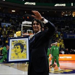 Sadece &uuml;&ccedil; isme yapıldı! Fenerbah&ccedil;e'den Kutluay'a unutulmaz jest