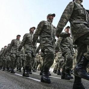 Son dakika: Askerlikte devrim gibi yenilik! Bakan G&uuml;ler s&uuml;rpriz &ccedil;alışmayı duyurdu...