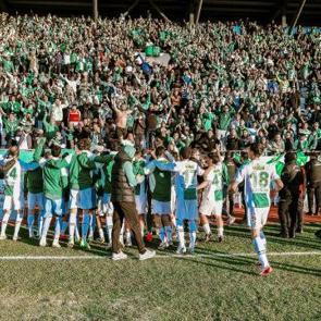 S&uuml;per Lig efsanesi dibi g&ouml;rm&uuml;şt&uuml;! 2. Lig'de tarih yazıyor: G.Saray'ı geride bıraktılar