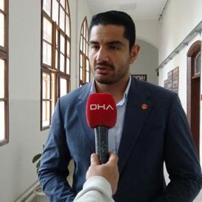 Taha Akg&uuml;l: 'Buraya faydalı olmaya geldik, takoz olmaya gelmedik'