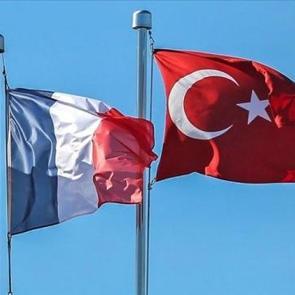 T&uuml;rkiye'den Fransa i&ccedil;in seyahat uyarısı