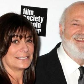 Ünlü yönetmen ve eşi evinde ölü bulundu! Cinayette oğul şüphesi